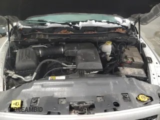 2018 Ram 1500 Express z VIN 1C6RR7FGXJS215702, wystawiony jako Copart lot #51058425 z przebiegiem 183 199 mil mil oraz Szkoda całkowita • Salvage title. Historia ofert i sprzedaży dostępna na DreamBid. Obrazek 13.