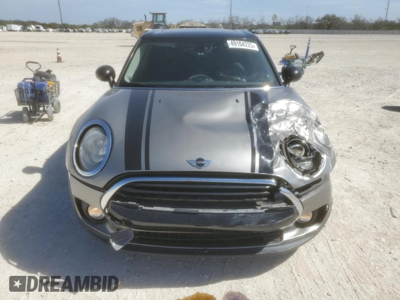 2016 MINI Clubman z VIN WMWLN5C57G2B28303, wystawiony jako Copart lot #56638375 z przebiegiem 130 262 mil mil oraz Szkoda całkowita • Salvage title. Historia ofert i sprzedaży dostępna na DreamBid. Obrazek 5.
