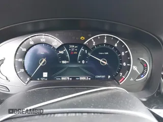 2018 BMW 5 Series 530i xDrive with VIN WBAJA7C58JWC76331, listed as a IAAI auction lot 41586204 with 86,578 mi miles. Bid and sale history available at carsss.com. Image 7.