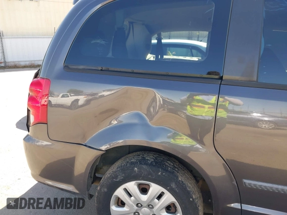 2016 Dodge Grand Caravan SE with VIN 2C4RDGBG9GR108776, listed as a IAAI auction lot 41958625 with 132,268 mi miles and . Bid and sale history available at DreamBid. Image 20.