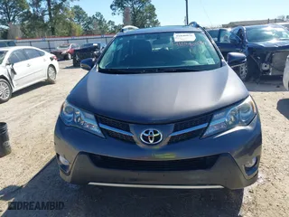 2015 Toyota RAV4 XLE with VIN 2T3RFREV2FW343346, listed as a IAAI auction lot 41846036 with 91,241 mi miles. Bid and sale history available at carsss.com. Image 12.