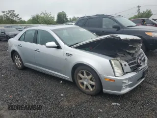 2011 Cadillac STS RWD z VIN 1G6DW6ED1B0118773, wystawiony jako Copart lot #55436495 z przebiegiem 83 591 mil mil oraz Szkody całkowita. Historia ofert i sprzedaży dostępna na DreamBid. Obrazek 4.