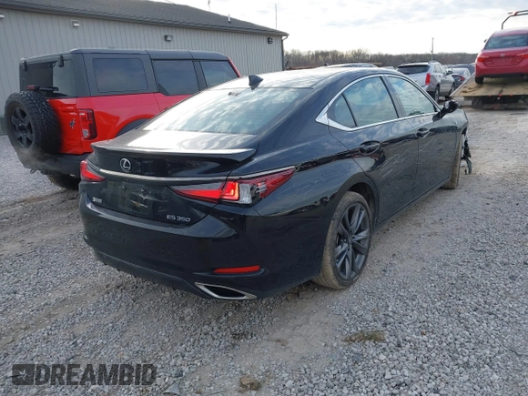 2021 Lexus ES with VIN 58AGZ1B17MU103743, listed as a IAAI auction lot 41163795 with 28,825 mi miles. Bid and sale history available at carsss.com. Image 4.