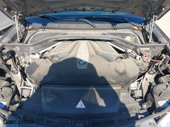 2015 BMW X6 xDrive50i with VIN 5UXKU6C52F0F94060, listed as a IAAI auction lot 41299202 with 67,835 mi miles. Bid and sale history available at carsss.com. Image 10.