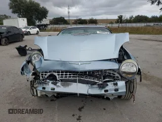 2004 Ford Thunderbird Deluxe with VIN 1FAHP60A44Y111156, listed as a Copart auction lot 79000014 with 42,101 mi miles and Salvage Title. Bid and sale history available at DreamBid. Image 5.
