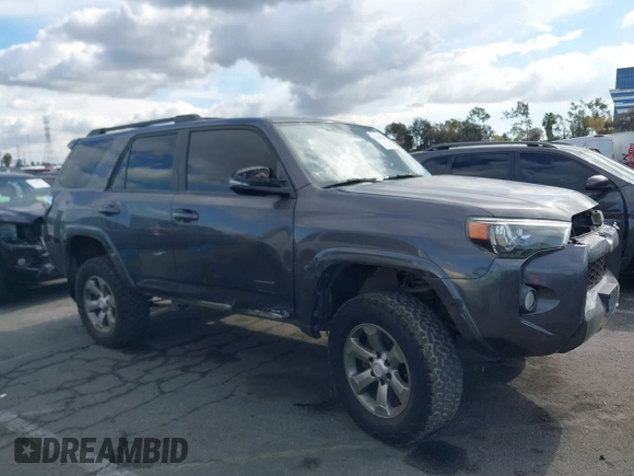 2018 Toyota 4Runner SR5 with VIN JTEBU5JR7J5606564, listed as a IAAI auction lot 41408904 with 149,936 mi miles. Bid and sale history available at carsss.com. Image 14.
