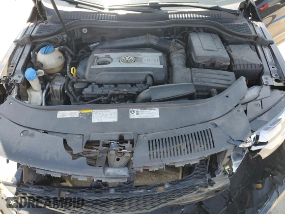2014 Volkswagen CC R-Line with VIN WVWBP7AN0EE524850, listed as a Copart auction lot 52026104 with 92,196 mi miles and Salvage Title. Bid and sale history available at carsss.com. Image 12.