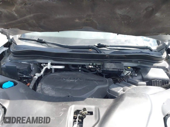 2021 Honda Passport Sport with VIN 5FNYF8H24MB004016, listed as a IAAI auction lot 41696379 with 85,373 mi miles and . Bid and sale history available at DreamBid. Image 10.