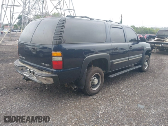 2004 Chevrolet Suburban LS with VIN 3GNGK26U54G243441, listed as a IAAI auction lot 42706672 with 124,306 mi miles and . Bid and sale history available at DreamBid. Image 4.
