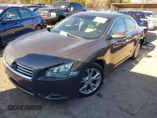 2013 Nissan Maxima S z VIN 1N4AA5AP7DC813288, wystawiony jako IAAI lot #41729598 z przebiegiem 133 573 mil mil oraz . Historia ofert i sprzedaży dostępna na DreamBid. Obrazek 2.