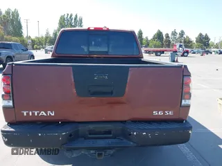 2004 Nissan Titan LE z VIN 1N6AA07A84N514538, wystawiony jako IAAI lot #42396385 z przebiegiem 214 783 mil mil oraz . Historia ofert i sprzedaży dostępna na DreamBid. Obrazek 16.