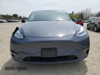 2023 Tesla Model Y Long Range with VIN 7SAYGDEE7PA031199, listed as a Copart auction lot 53876105 with 10,835 mi miles and Salvage Title. Bid and sale history available at DreamBid. Image 5.