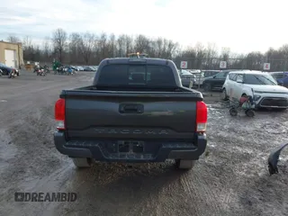 2016 Toyota Tacoma SR5 with VIN 5TFAX5GN1GX056450, listed as a IAAI auction lot 41215339 with 129,604 mi miles. Bid and sale history available at carsss.com. Image 17.