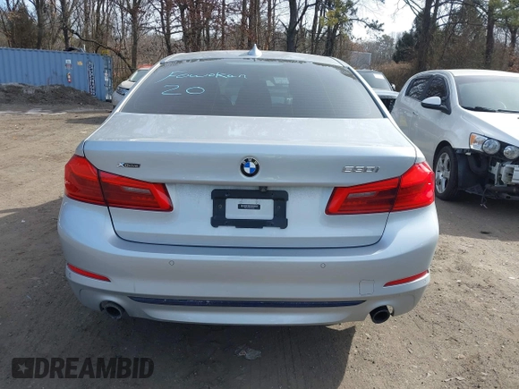 2019 BMW 5 Series 530i xDrive z VIN WBAJA7C52KWW48938, wystawiony jako IAAI lot #41588191 z przebiegiem 50 052 mil mil oraz . Historia ofert i sprzedaży dostępna na DreamBid. Obrazek 16.