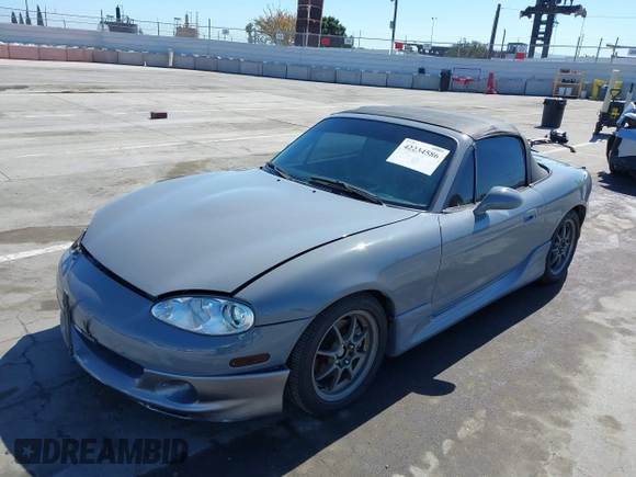 2003 Mazda MX-5 Miata Cloth with VIN JM1NB353930309670, listed as a IAAI auction lot 42234586 with 220,979 mi miles and . Bid and sale history available at DreamBid. Image 18.
