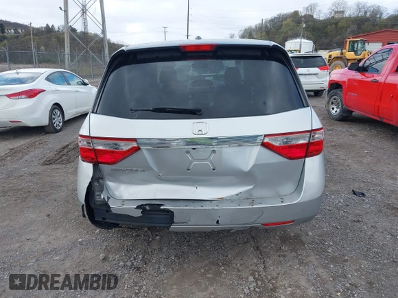 2011 Honda Odyssey EX-L with VIN 5FNRL5H60BB012206, listed as a IAAI auction lot 41982987 with 220,913 mi miles and . Bid and sale history available at carsss.com. Image 16.