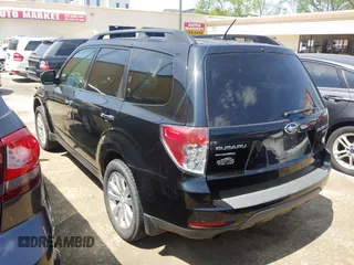 2013 Subaru Forester X Limited with VIN JF2SHAEC9DH416907, listed as a Copart auction lot 53993695 with 232,278 mi miles and Clean title. Bid and sale history available at DreamBid. Image 3.