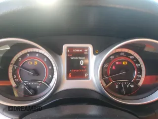 2015 Dodge Journey SXT with VIN 3C4PDCBG2FT516984, listed as a Copart auction lot 62260205 with 117,468 mi miles and Salvage title. Bid and sale history available at DreamBid. Image 9.