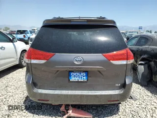 2011 Toyota Sienna XLE AAS with VIN 5TDYK3DCXBS134341, listed as a Copart auction lot 61602705 with 184,959 mi miles and Clean title. Bid and sale history available at DreamBid. Image 6.