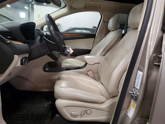 2015 Lincoln MKC with VIN 5LMCJ2A95FUJ45628, listed as a Copart auction lot 49174105 with 91,976 mi miles and Salvage Title. Bid and sale history available at carsss.com. Image 7.