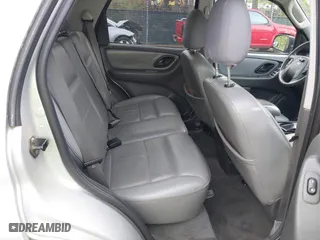 2005 Ford Escape Hybrid with VIN 1FMCU95H75KD90560, listed as a IAAI auction lot 42048840 with 137,223 mi miles. Bid and sale history available at carsss.com. Image 8.