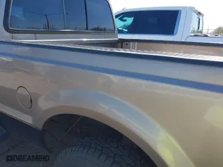 2004 Ford Super Duty F-250 XL with VIN 1FTNW21P44EC72300, listed as a IAAI auction lot 41841910 with 211,503 mi miles. Bid and sale history available at carsss.com. Image 6.