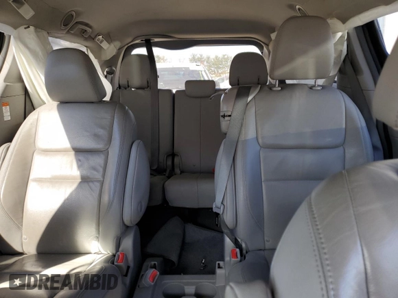 2019 Toyota Sienna XLE Auto Access Seat with VIN 5TDYZ3DCXKS973790, listed as a Copart auction lot 76758454 with 215,158 mi miles and Salvage Title. Bid and sale history available at carsss.com. Image 10.