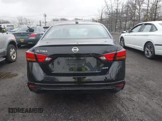 2020 Nissan Altima S z VIN 1N4BL4BW1LC250977, wystawiony jako IAAI lot #41812462 z przebiegiem 46 747 mil mil oraz . Historia ofert i sprzedaży dostępna na DreamBid. Obrazek 16.