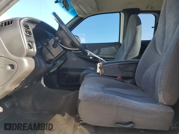1999 Dodge Dakota SLT z VIN 1B7GL22X9XS188317, wystawiony jako Copart lot #47997795 z przebiegiem 125 090 mil mil oraz Szkoda całkowita • Salvage title. Historia ofert i sprzedaży dostępna na DreamBid. Obrazek 7.