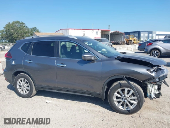 2018 Nissan Rogue SV with VIN KNMAT2MV0JP615928, listed as a IAAI auction lot 42103676 with 38,999 mi miles. Bid and sale history available at carsss.com. Image 13.