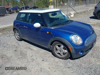 2008 MINI Hardtop with VIN WMWMF33548TT65118, listed as a IAAI auction lot 41819678 with 146,247 mi miles and . Bid and sale history available at DreamBid. Image 1.