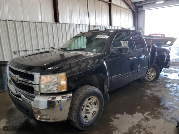 2008 Chevrolet Silverado 2500HD LT w/2LT with VIN 1GCHK29K58E171757, listed as a Copart auction lot 49646185 with 131,378 mi miles and Salvage Title. Bid and sale history available at carsss.com. Image 1.
