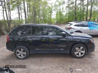 2016 Jeep Compass Sport с VIN 1C4NJCBA5GD742875, выставлен на аукционе IAAI как лот 42130832 с пробегом Не указан миль и . История ставок и продаж доступна на DreamBid. Изображение 13.