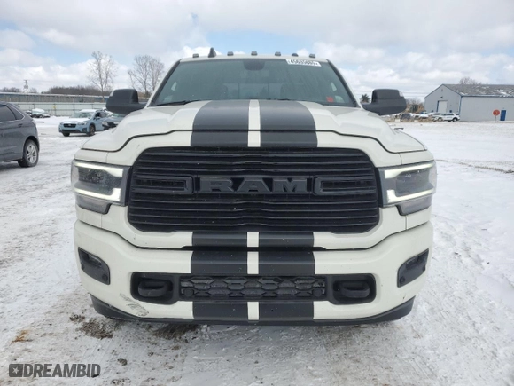 2022 Ram 2500 Laramie with VIN 3C6UR5FJ7NG394644, listed as a Copart auction lot 45635685 with 40,369 mi miles and Clean Title. Bid and sale history available at carsss.com. Image 5.