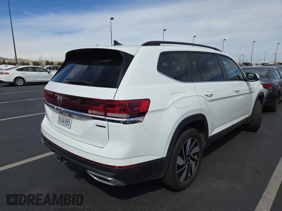 2024 Volkswagen Atlas SE с VIN 1V2HR2CA9RC564720, выставлен на аукционе IAAI как лот 42774211 с пробегом 22 207 миль миль и . История ставок и продаж доступна на DreamBid. Изображение 10.