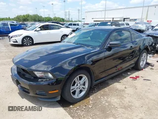 2010 Ford Mustang V6 с VIN 1ZVBP8ANXA5176164, выставлен на аукционе IAAI как лот 42217134 с пробегом 135 993 миль миль и . История ставок и продаж доступна на DreamBid. Изображение 18.