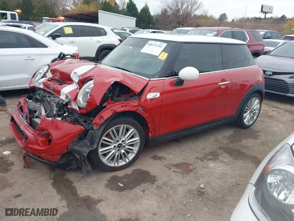 2015 MINI Cooper Hardtop S with VIN WMWXP7C53F2A36837, listed as a IAAI auction lot 40871294 with NaN miles. Bid and sale history available at carsss.com. Image 2.