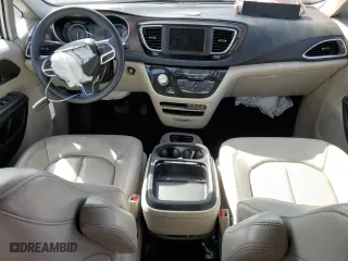 2021 Chrysler Voyager LXI with VIN 2C4RC1DGXMR551253, listed as a Copart auction lot 76611384 with 75,735 mi miles and Salvage Title. Bid and sale history available at carsss.com. Image 8.