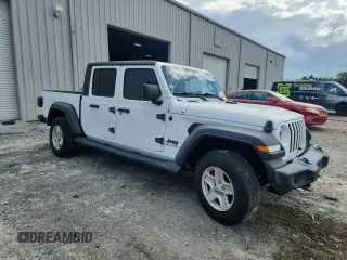 2020 Jeep Gladiator Sport S with VIN 1C6JJTAG0LL109695, listed as a Copart auction lot 63112895 with 53,491 mi miles and Non repairable. Bid and sale history available at DreamBid. Image 4.