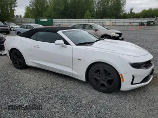 2020 Chevrolet Camaro 1LT z VIN 1G1FB3DS9L0106137, wystawiony jako Copart lot #59382905 z przebiegiem 70 676 mil mil oraz Szkoda całkowita • Salvage title. Historia ofert i sprzedaży dostępna na DreamBid. Obrazek 4.