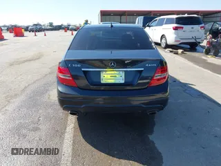 2012 Mercedes-Benz C-Class C 300 Sport with VIN WDDGF8BB4CR192944, listed as a IAAI auction lot 41763293 with 89,422 mi miles. Bid and sale history available at carsss.com. Image 17.