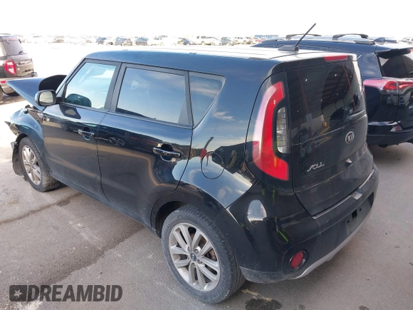 2017 Kia Soul + with VIN KNDJP3A5XH7465755, listed as a IAAI auction lot 41335721 with 179,553 mi miles. Bid and sale history available at carsss.com. Image 3.