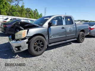 2006 Nissan Titan SE z VIN 1N6AA07A86N518365, wystawiony jako Copart lot #49253935 z przebiegiem Nie podano mil oraz Szkoda całkowita • Salvage title. Historia ofert i sprzedaży dostępna na DreamBid. Obrazek 1.