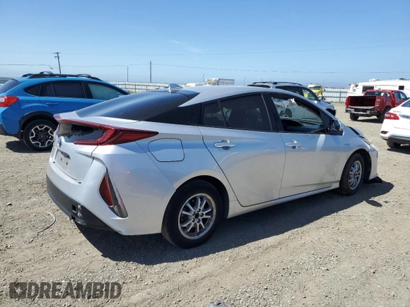 2017 Toyota Prius Plus z VIN JTDKARFP5H3003260, wystawiony jako Copart lot #56844965 z przebiegiem Nie podano mil oraz Szkoda całkowita • Salvage title. Historia ofert i sprzedaży dostępna na DreamBid. Obrazek 3.