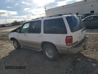 2000 Mercury Mountaineer with VIN 4M2DU66P8YUJ15148, listed as a Copart auction lot 84107204 with 194,511 mi miles and Salvage title. Bid and sale history available at DreamBid. Image 2.
