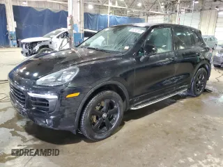 2016 Porsche Cayenne S z VIN WP1AB2A27GLA93956, wystawiony jako Copart lot #89252165 z przebiegiem 105 343 mil mil oraz Czysty tytuł • Clean title. Historia ofert i sprzedaży dostępna na DreamBid. Obrazek 1.