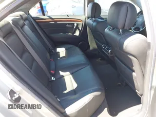 2006 Acura RL with VIN JH4KB16556C007009, listed as a IAAI auction lot 42544310 with 232,005 mi miles and . Bid and sale history available at DreamBid. Image 8.