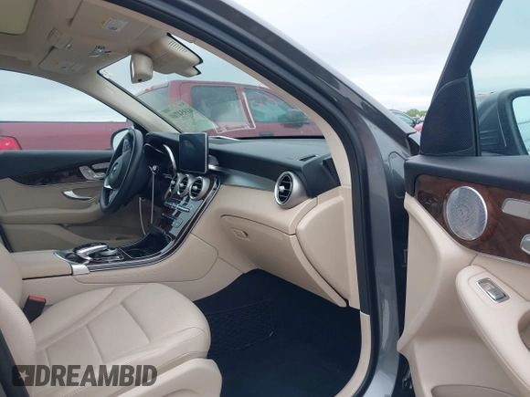2018 Mercedes-Benz GLC 300 with VIN WDC0G4JB0JV038250, listed as a IAAI auction lot 41954769 with 24,131 mi miles and . Bid and sale history available at DreamBid. Image 5.