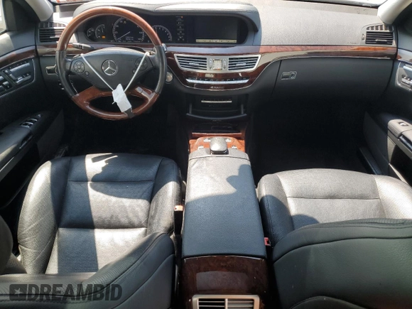 2012 Mercedes-Benz S 550 z VIN WDDNG9EB9CA477398, wystawiony jako Copart lot #58166975 z przebiegiem 98 763 mil mil oraz Szkoda całkowita • Salvage title. Historia ofert i sprzedaży dostępna na DreamBid. Obrazek 8.