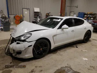 2013 Porsche Panamera с VIN WP0AA2A79DL016839, выставлен на аукционе Copart как лот 54403445 с пробегом 115 426 миль миль и На запчасти • Non repairable. История ставок и продаж доступна на DreamBid. Изображение 1.